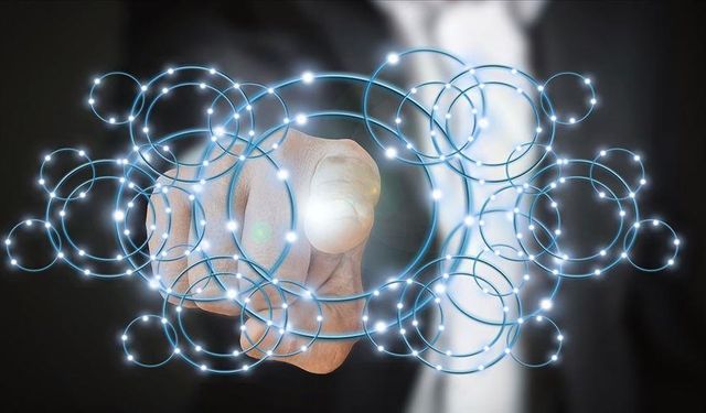 Bilim dünyası, yapay zekanın çalışma hayatını yeniden şekillendireceğini öngörüyor