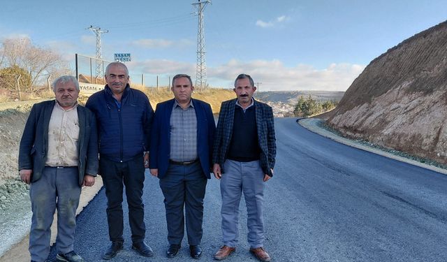 Köy muhtarlarından yol teşekkürü