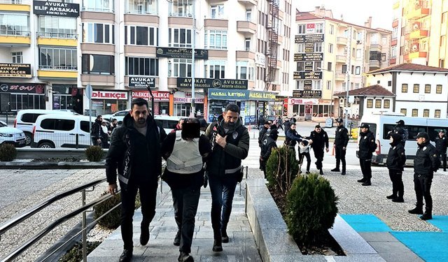 Yaşlı adamı parçacalara ayıran o zanlı tutuklandı