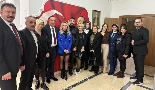 Merhum başkanlarını unutmadılar