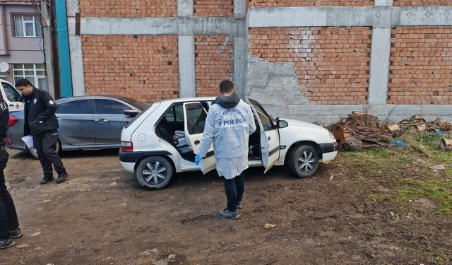 Bıçaklı kavga: 1 yaralı