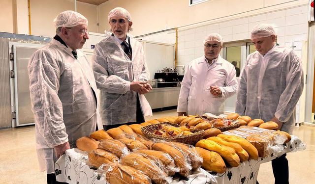 Tam Buğday Ekmeği'ni incelediler