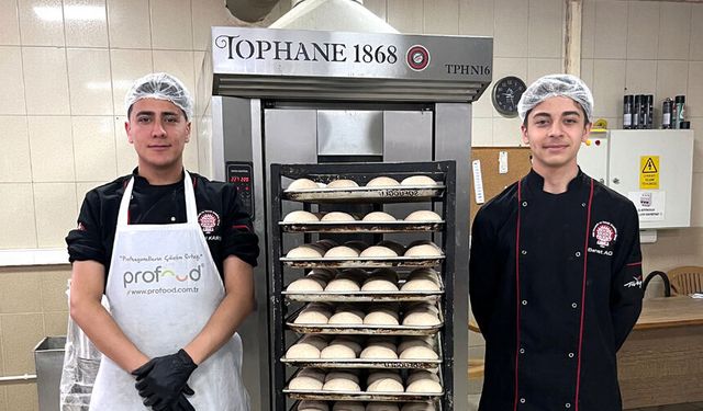 10 bin tam buğday ekmeği yapıyolar