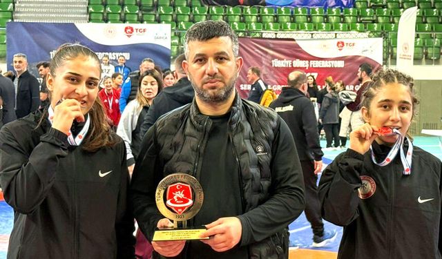 Özmez kardeşlerden bir altın bir gümüş madalya