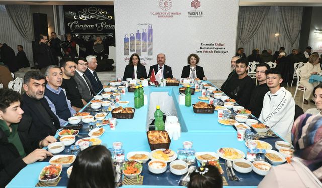 Ramazanın bereketi Vakıflar sofrasında paylaşıldı