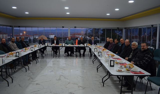 Dodurga'da siyasi partilerin temsilcileri iftar sofrasında buluştu
