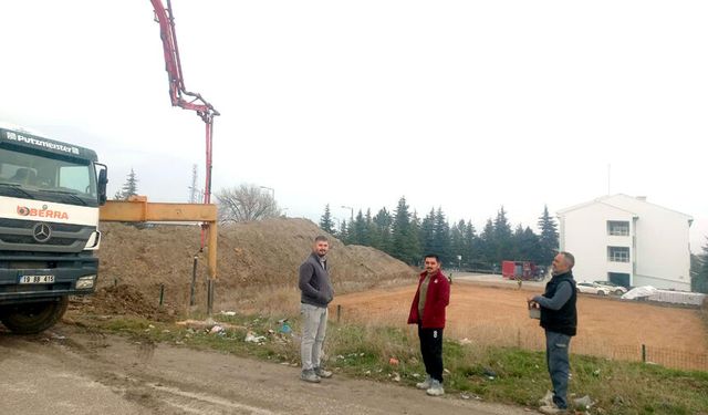 Çıraklık Eğitim futbol sahası yapımına başlandı