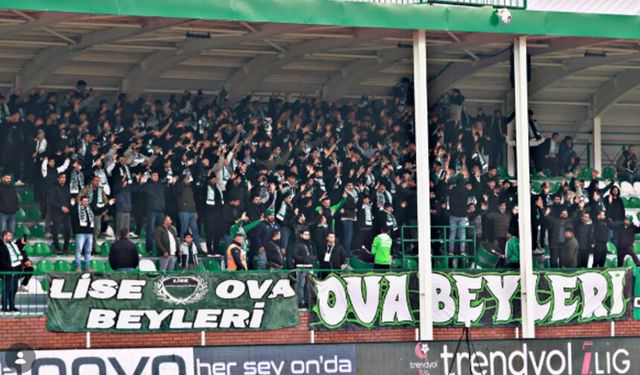 1.Lig ekibinde şok! Tribünden çekildiler