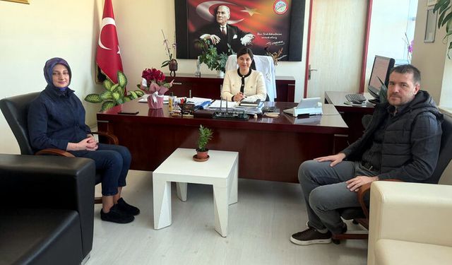 Eczacı Odası İlçe Temsilcilerinden,  Tıp Bayramı ziyaretleri