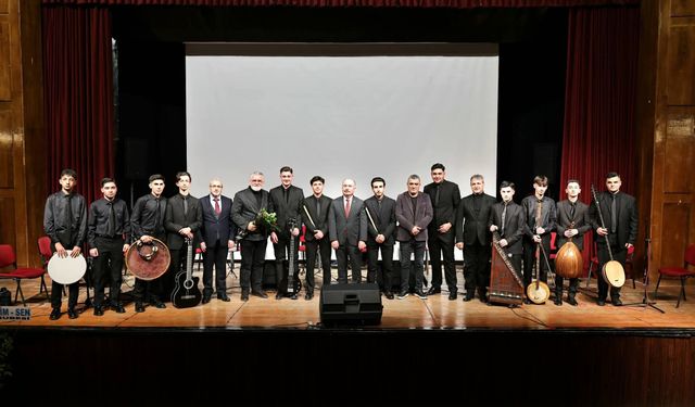 Çorum'da musiki sınıfı öğrencileri  konser verdi