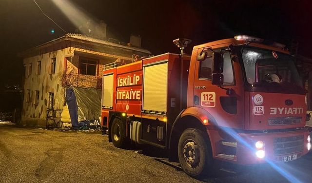 Çorum’da evin bacasında çıkan yangın korkuttu