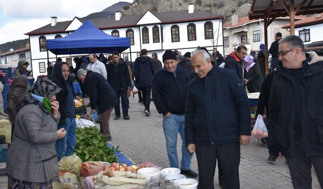 Başkan pazar denetiminde