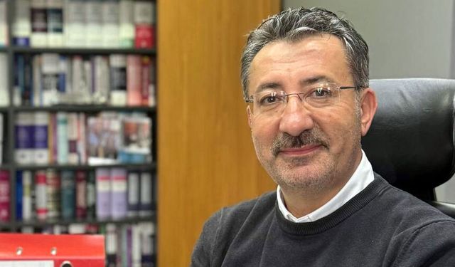 ‘İran’da ki rejimin demokratik  yollarda değişmesi gerekir’