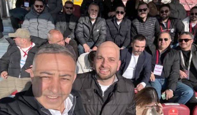 Tahtasız yalnız bırakmadı