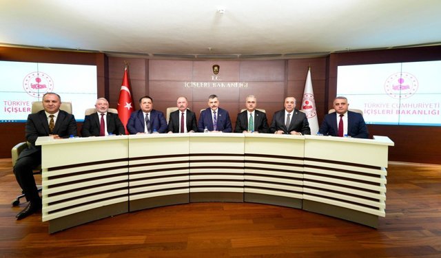 Çorum heyetinden Bakan Çiftçi'ye hayırlı olsun ziyareti