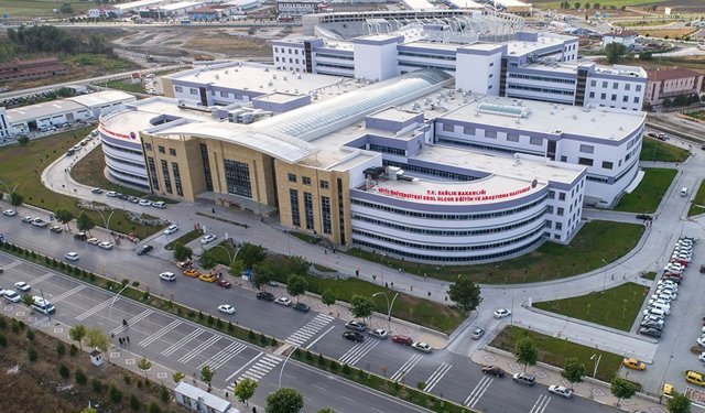 Hastaneye üç önemli tıbbi cihaz desteği