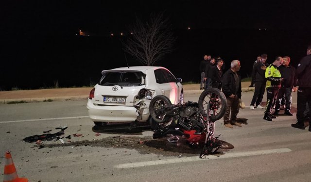 Motosiklet sürücüsü yaralandı