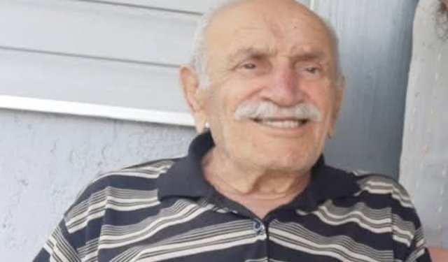 Yıldız Bek babasını kaybetti