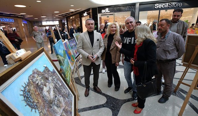 Çorum'da "Uluslararası Plastik Sanatlar Sergisi" açıldı