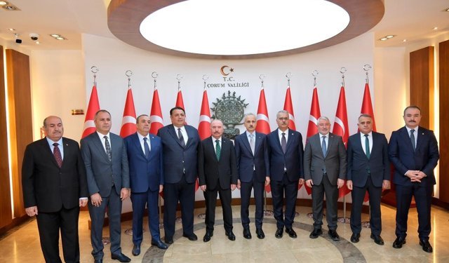 Ulaşatırma Bakanı Çorum'da