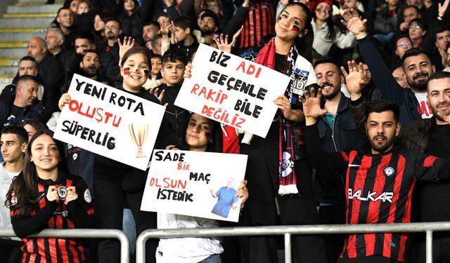Tribünlerden güzel görüntüler
