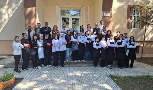Öğrencilere saray mutfağı eğitimi verildi