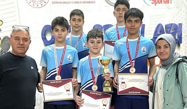 Osmancık Badminton’da kürsü geleneğini bozmadı