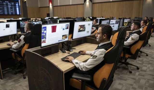 Siber suç ve suçlu takibinde Jandarma'nın siber devriyesi aktif rol alıyor