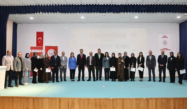 'Yanındayım' projesi kapsamında şiir gecesi düzenlendi