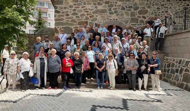 1976 mezunlarından Çorum'da 50. yıl buluşması