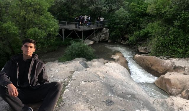 Serinlemek için gölete giren genç boğuldu