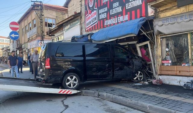 İşyerine böyle daldı!