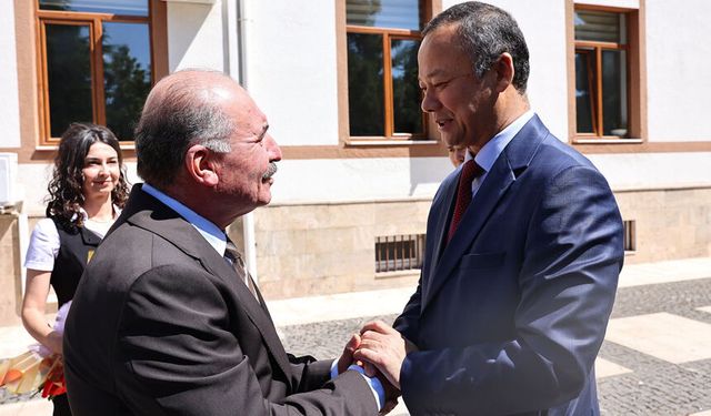 Kırgız Büyükelçi Çorum'da