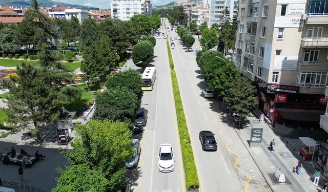 Sürücüler dikkat! Gazi Caddesi trafiğe kapanacak