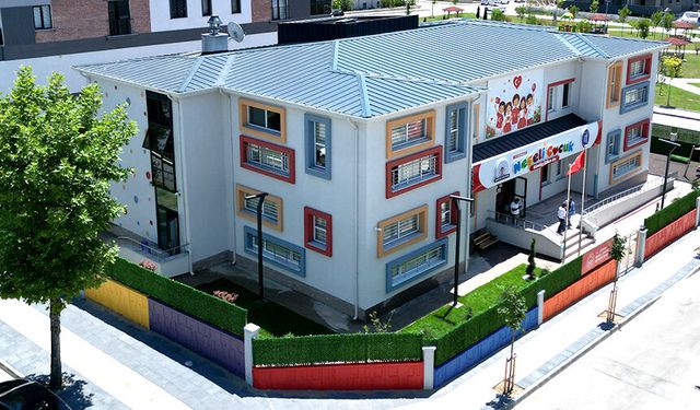 Belediyenin yeni kreşi hizmete açıldı