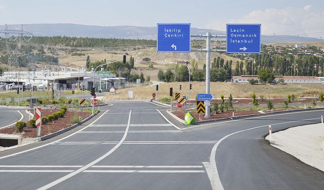 Bu ışıklar süs olsun diye mi takıldı?