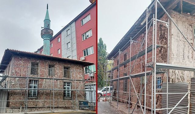 123 yıllık tarihi camide restorasyon başladı