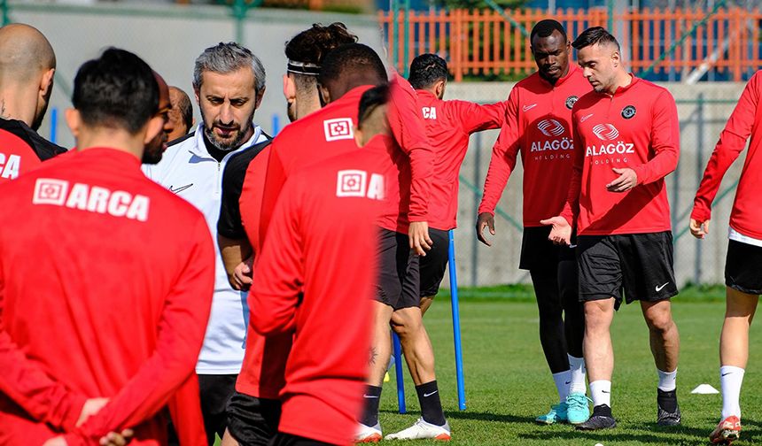 Çorum FK Adanaspor hazırlıklarına bugün başlıyor