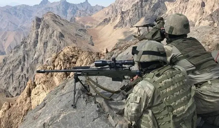 Jetler PKK'lıları inlerinde vurdu: 16 terörist öldürüldü