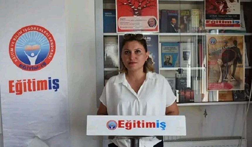 ‘Öğretmenlerin ekonomik ve  sosyal hakları erozyona uğruyor’