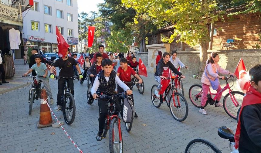 İskilip'te pedallar, “Cumhuriyet” için çevrildi