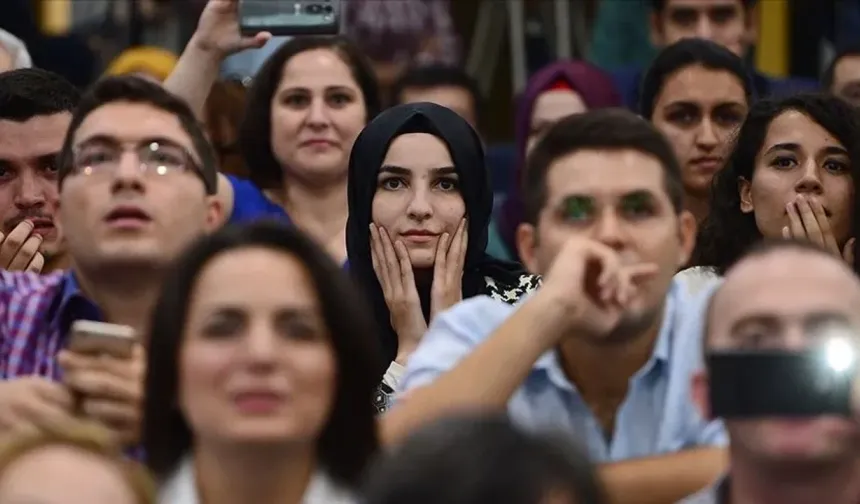 Öğretmen adayları KPSS'ye girmeyecek