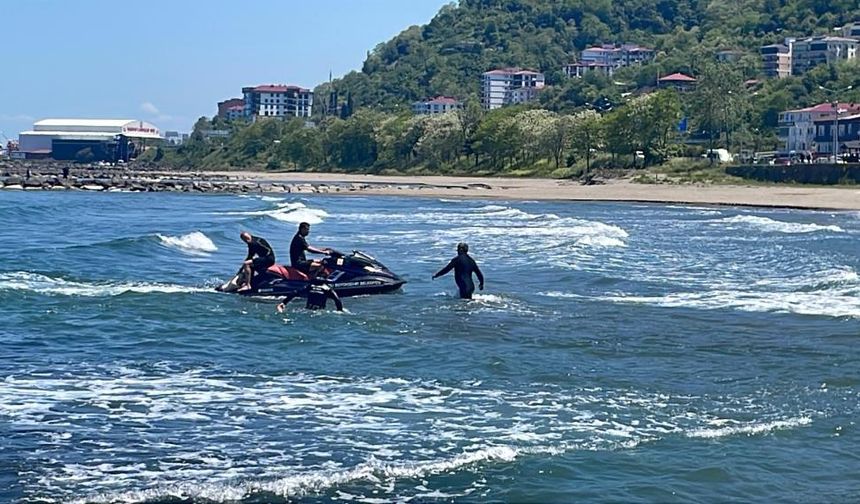 Ordu'da boğulma tehlikesi geçiren öğrencilerden biri hayatını kaybetti