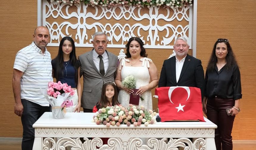 Recep Gür evlendi