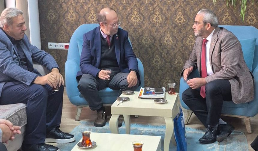 Yusuf Kaplan'dan Cemil Çağlar'a ziyaret