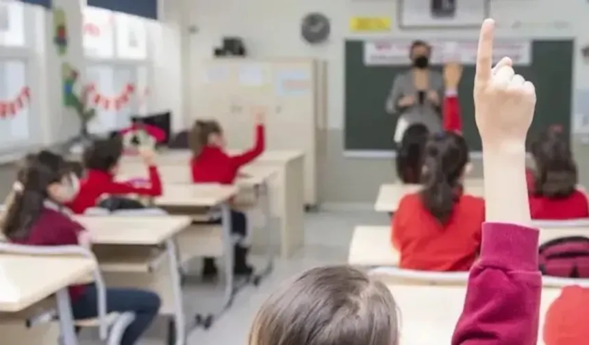 İlköğretim öğrencilerini ilgilendiriyor! Yeni bir ders daha görecekler...