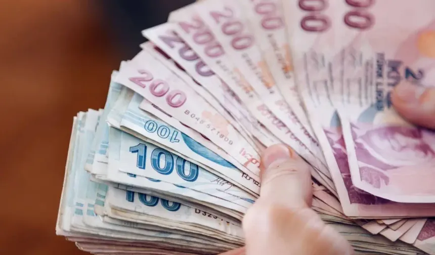 Milyonlarca emekli bekliyor! En düşük emekli aylığı bu hafta Meclis'te