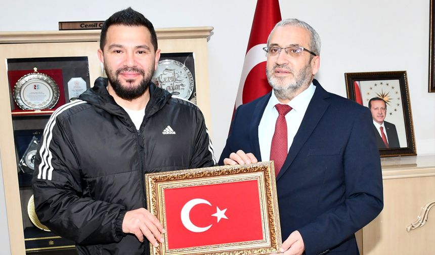 Bolat’tan Çağlar’a ziyaret