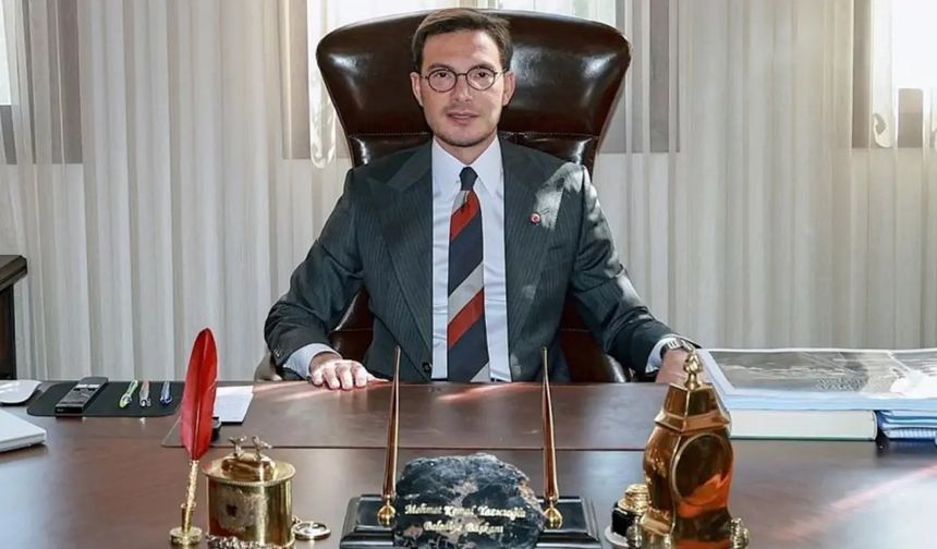 Odasında dinleme cihazı bulundu