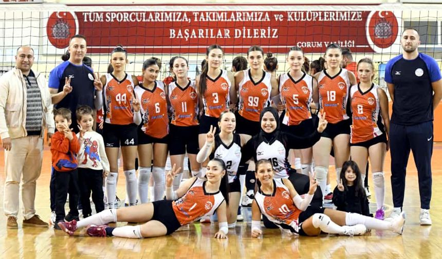 Çorum Voleybol Bordo Mavi’ye direnemedi: 0-3